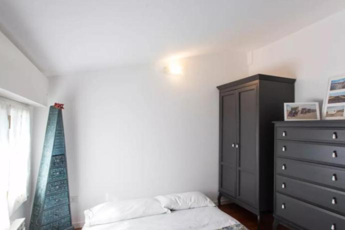 Vintage Apartment In Corvetto Area Милано Екстериор снимка